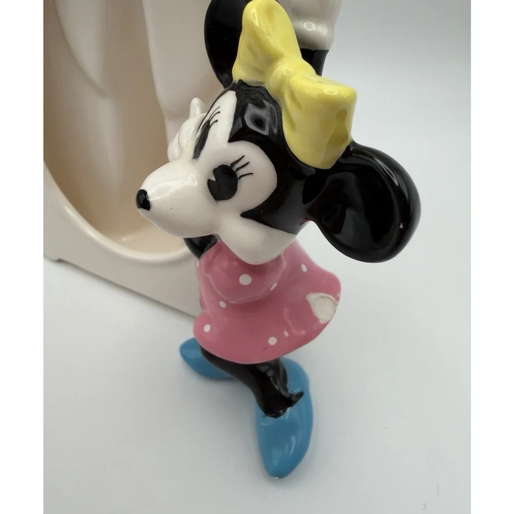 Disney Minnie Mouse Vintage Porcelain Picture Frame 3D Figure Made in Japan
